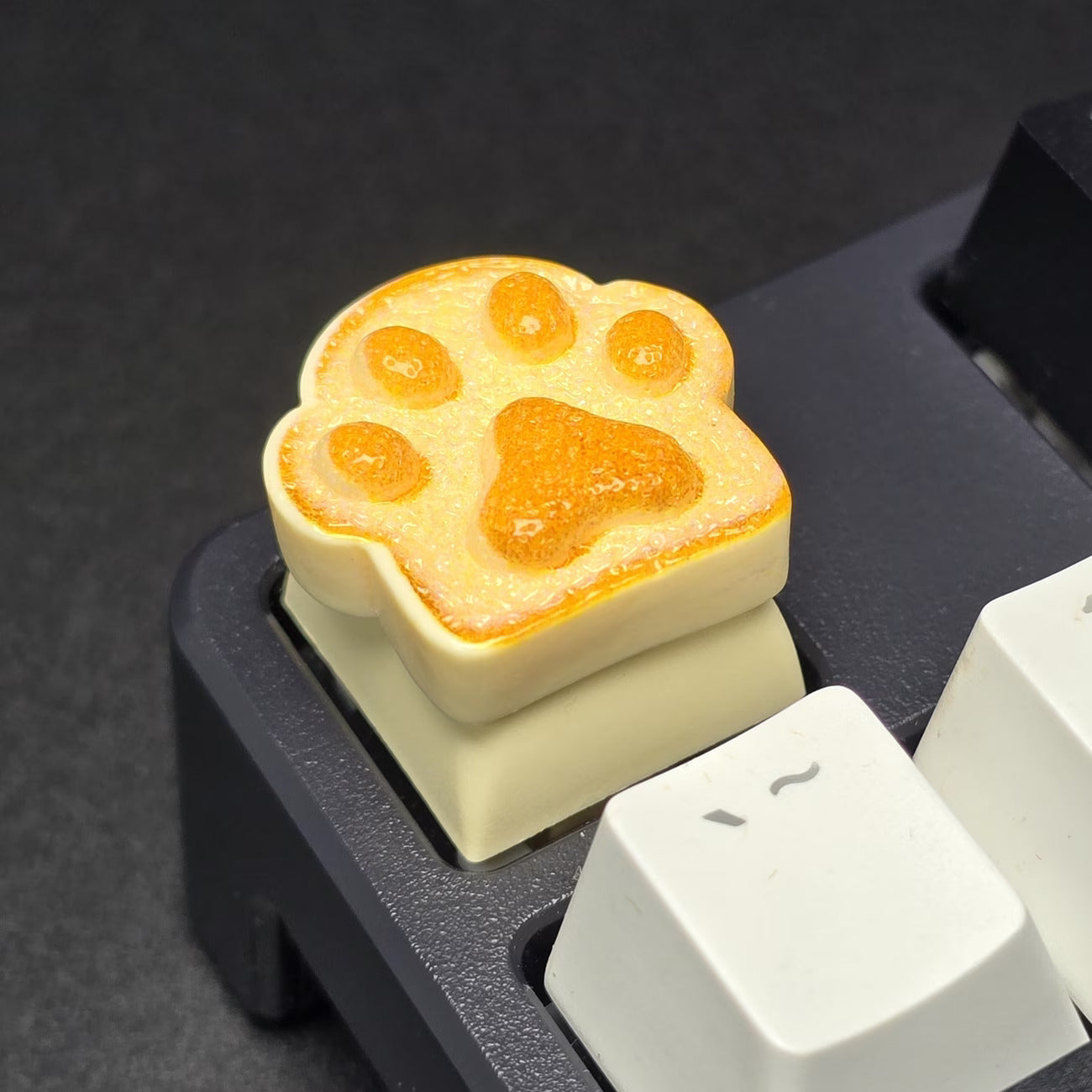 Honey Toast Bear Keycap Set